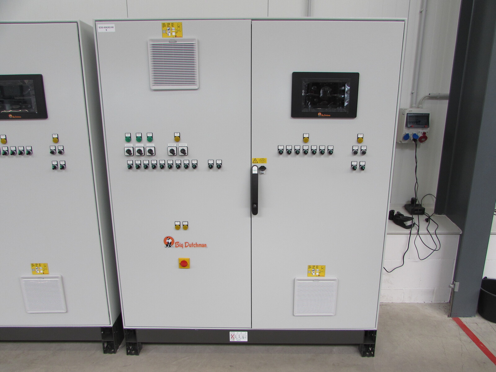 Control cabinet broiler viper internal